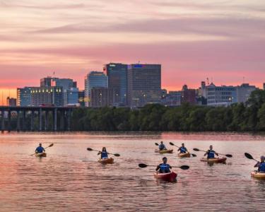 Kayakers on the water in Richmond, Virginia
